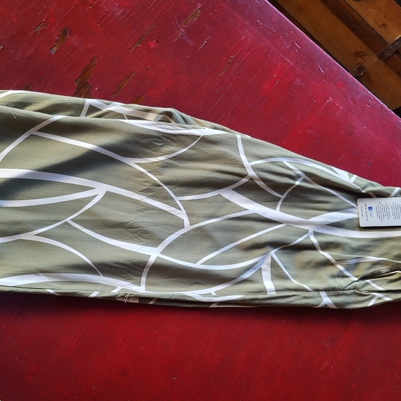 NWT aNYcase Made in Italy Viscose Green & White Lightweight Pants - Picture 4 of 9